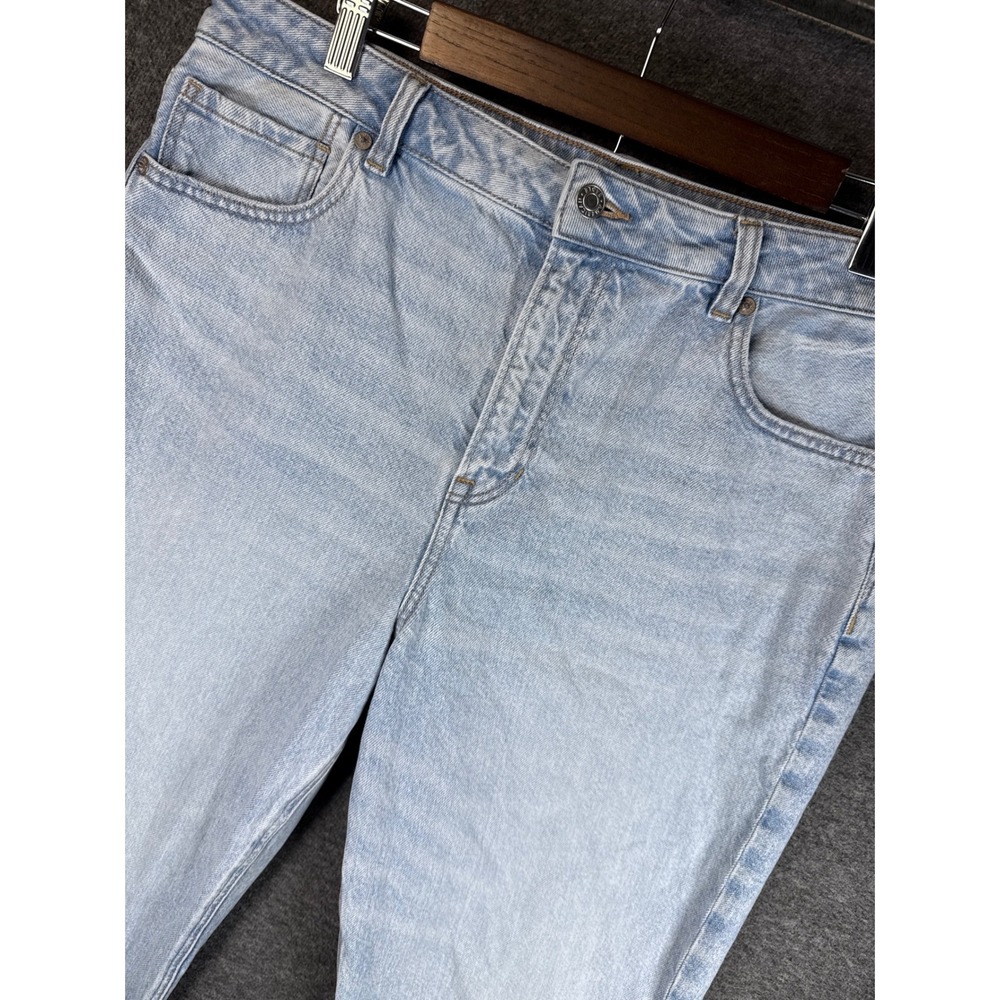 American Eagle Mom‎ Jean Light Wash Distressed Denim Womens Size 14 Short 34x27